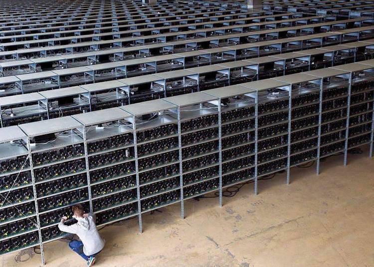 买比特币明星(当年买比特币的老师) 买比特币明星(当年买比特币的老师)